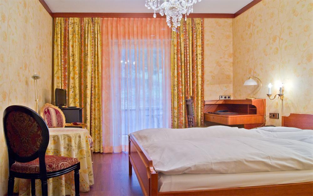 Zum Kranz Garni Hotel Bad Rippoldsau Habitación foto